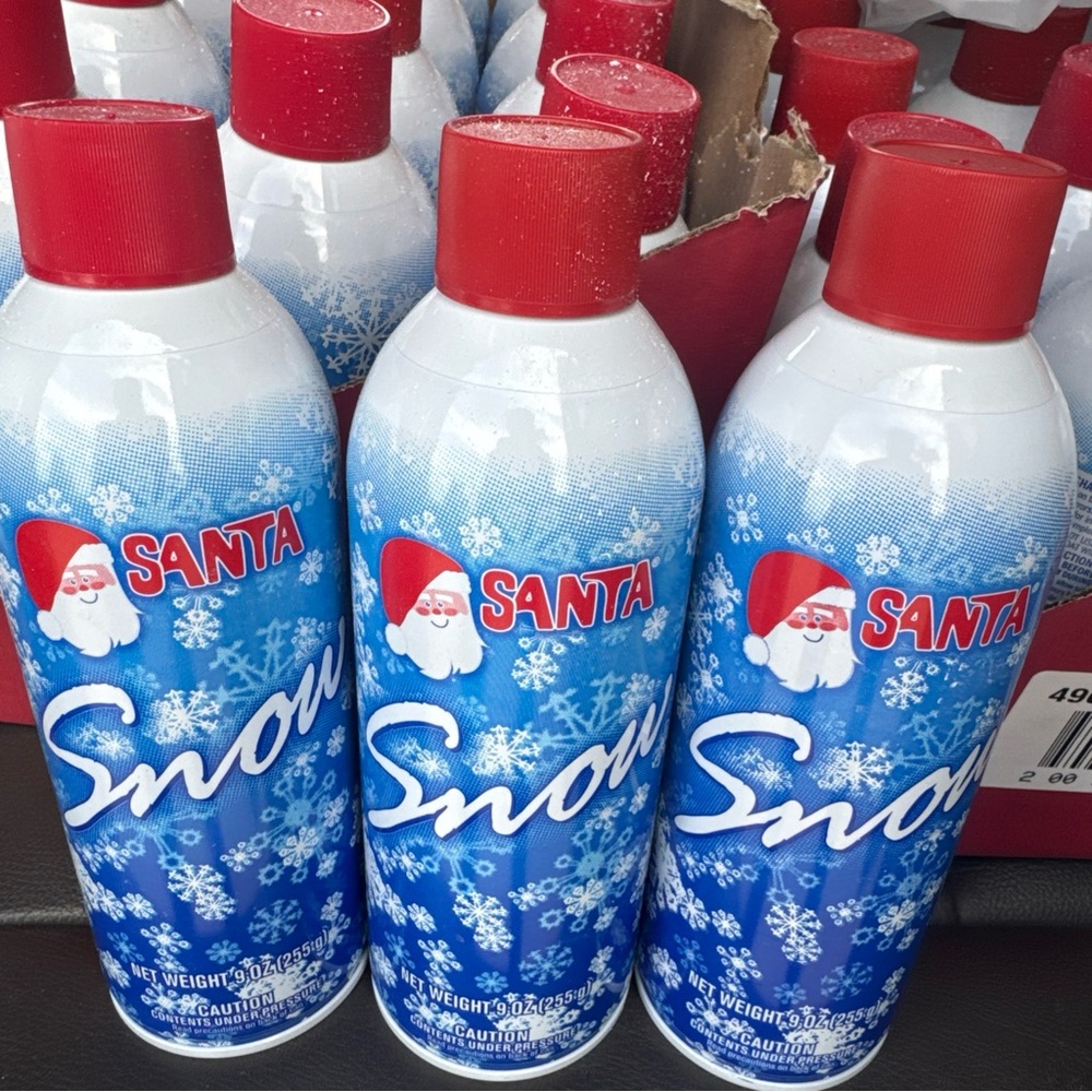 Santa Snow Christmas Flocking Spray 9oz Cans Windows Trees Crafts X 5 cans!!!!